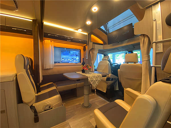 新款零跑C10将于5月中旬上市 新增露紫配色 预售价12.98万起