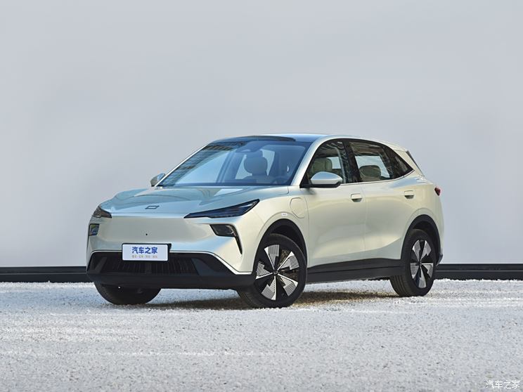 一汽奔腾两款全新新能源SUV：悦意03和悦意07明晚将发布
